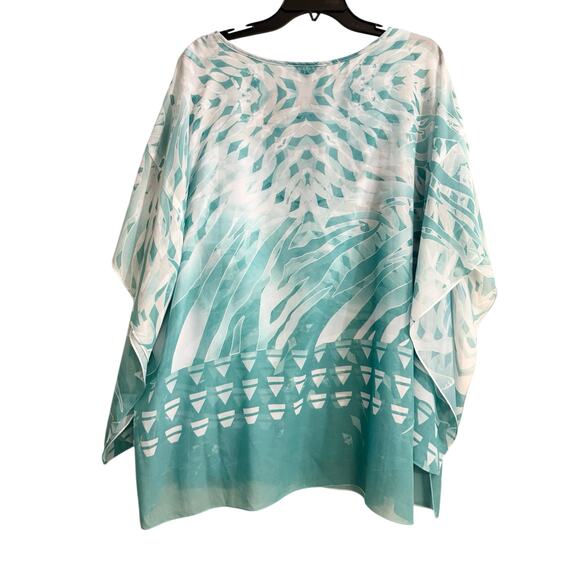 G Collection 2x Green Flowy Embellished Blouse Top Shirt Plus Flattering - Picture 6 of 6